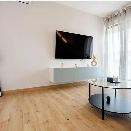 Center Apartment